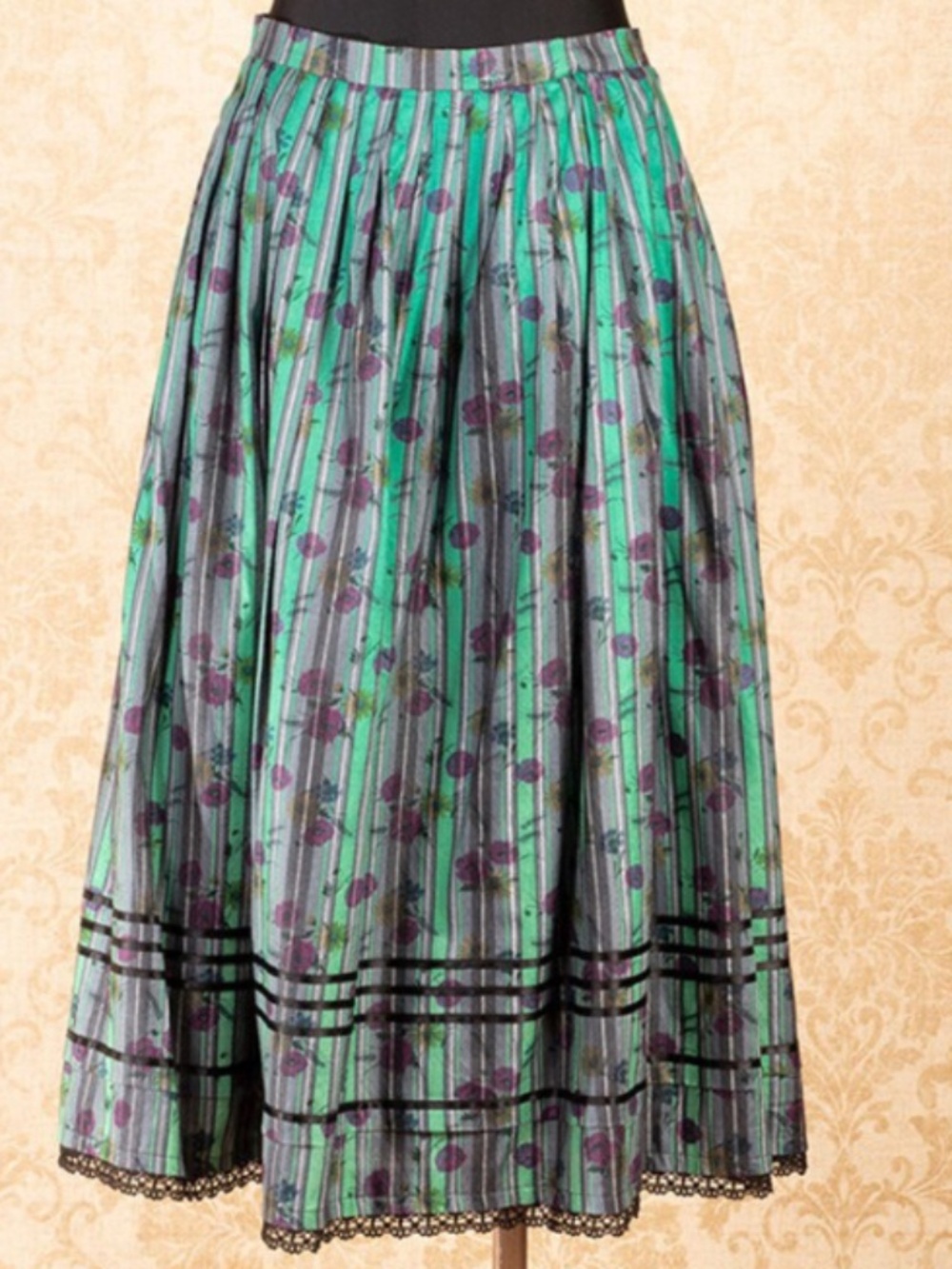 Vintage German Oktoberfest dirndl Skirt, bright green and black, fits size XS/S